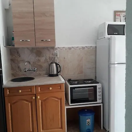 Lenny 2 Prázdninový dům