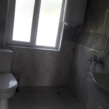 Lenny 2 Prázdninový dům *